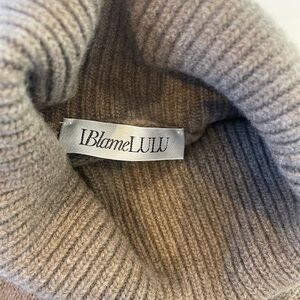 Tan Ribbed Wool Coat with Soft Texture